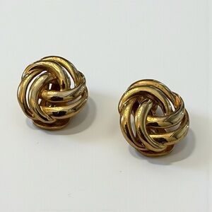 Vintage ‘80s Elegant Clip On Gold Knot Estate Collection Earrings